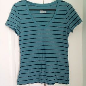 Soft grey-green striped v neck crop sleeve